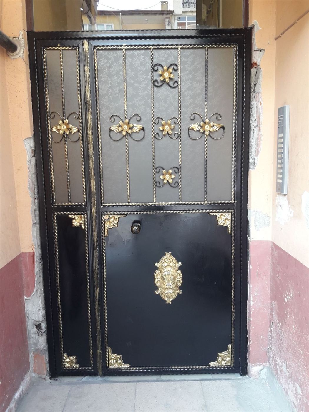 Ferforje Bina Giriş Kapısı – Nazır Kapı Yalova